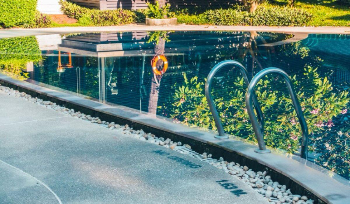 reforma da piscina na casa nova